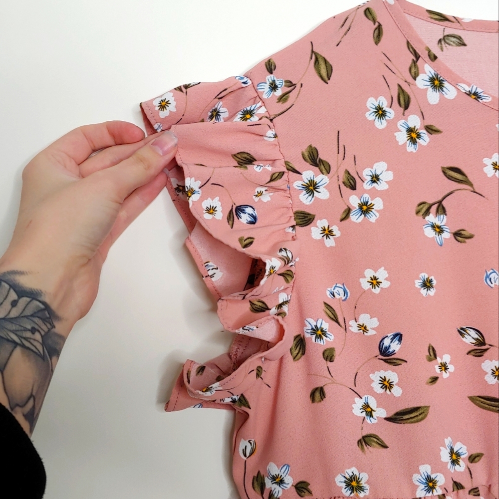 Shein Women's Spring Pink Ruffled Short Sleeve Tiered Floral Blouse Size Large - Picture 5 of 15